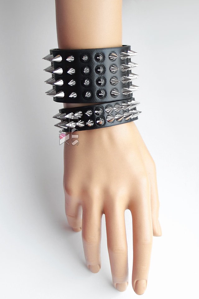 Spiked Bracelets XJ151 (pair)