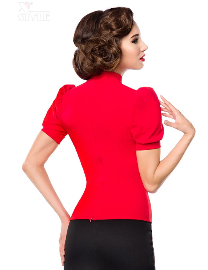 Красная блузка в стиле Ретро