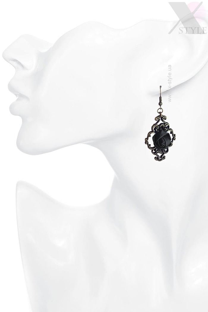 Black Rose Necklace & Earrings Set