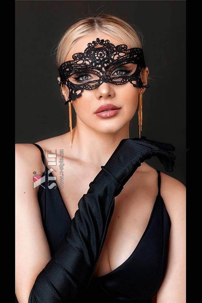 Набор аксессуаров: перчатки и маска (713037)