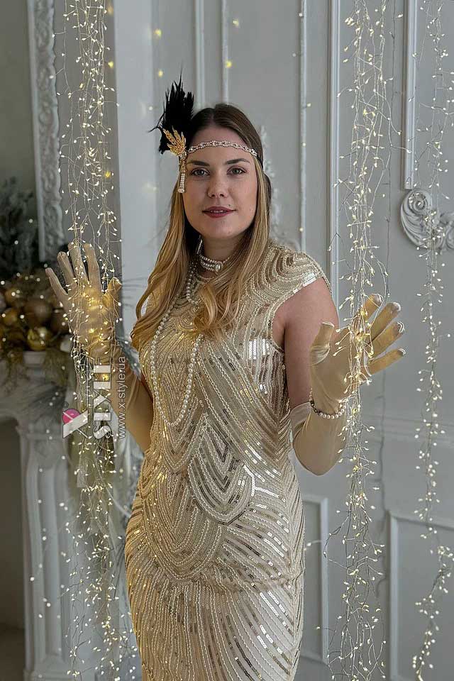 Длинные атласные перчатки цвета шампань