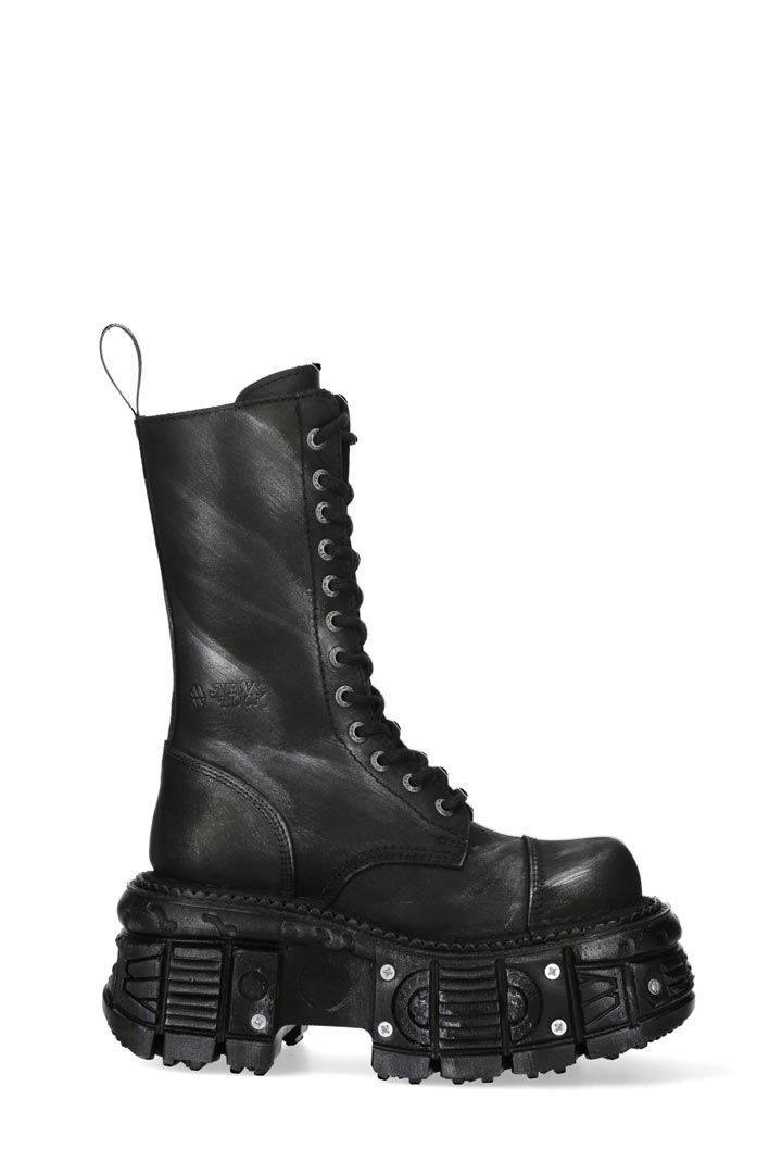 Черные кожаные сапоги со шнуровкой и винтами в платформе