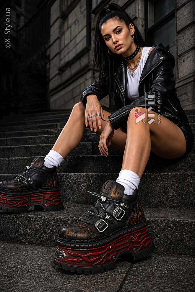 Массивные кроссовки New Rock Cyberpunk Flame