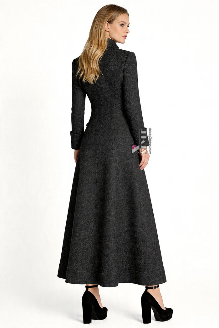 Длинное приталенное платье-пальто из твида