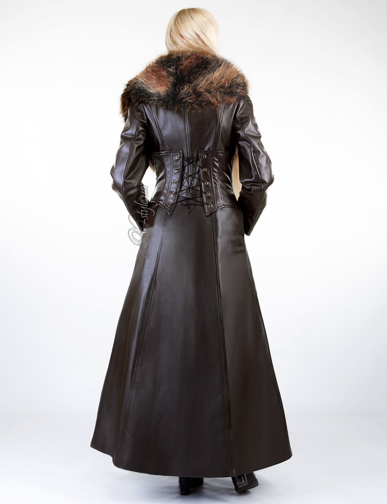 Длинное зимнее пальто с меховым воротником X-Style