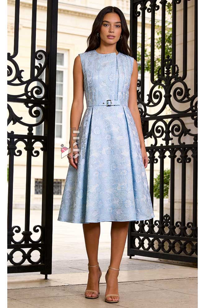 Винтажное вечернее платье нежно-голубого цвета