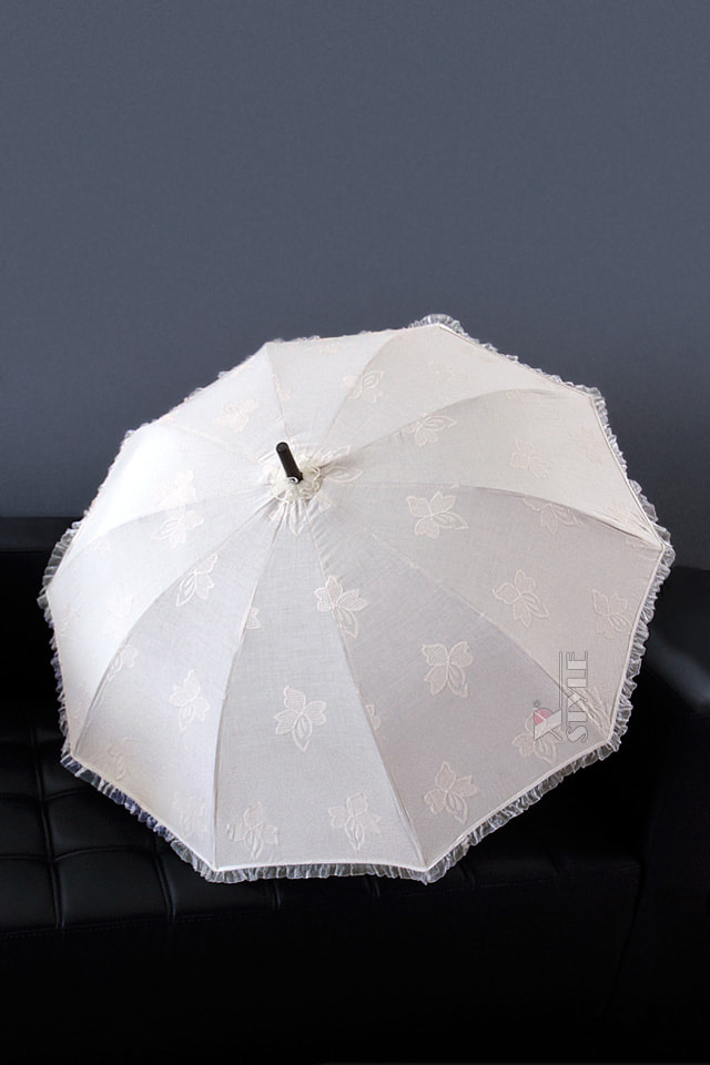 Женский зонт от солнца с вышивкой (кремовый)